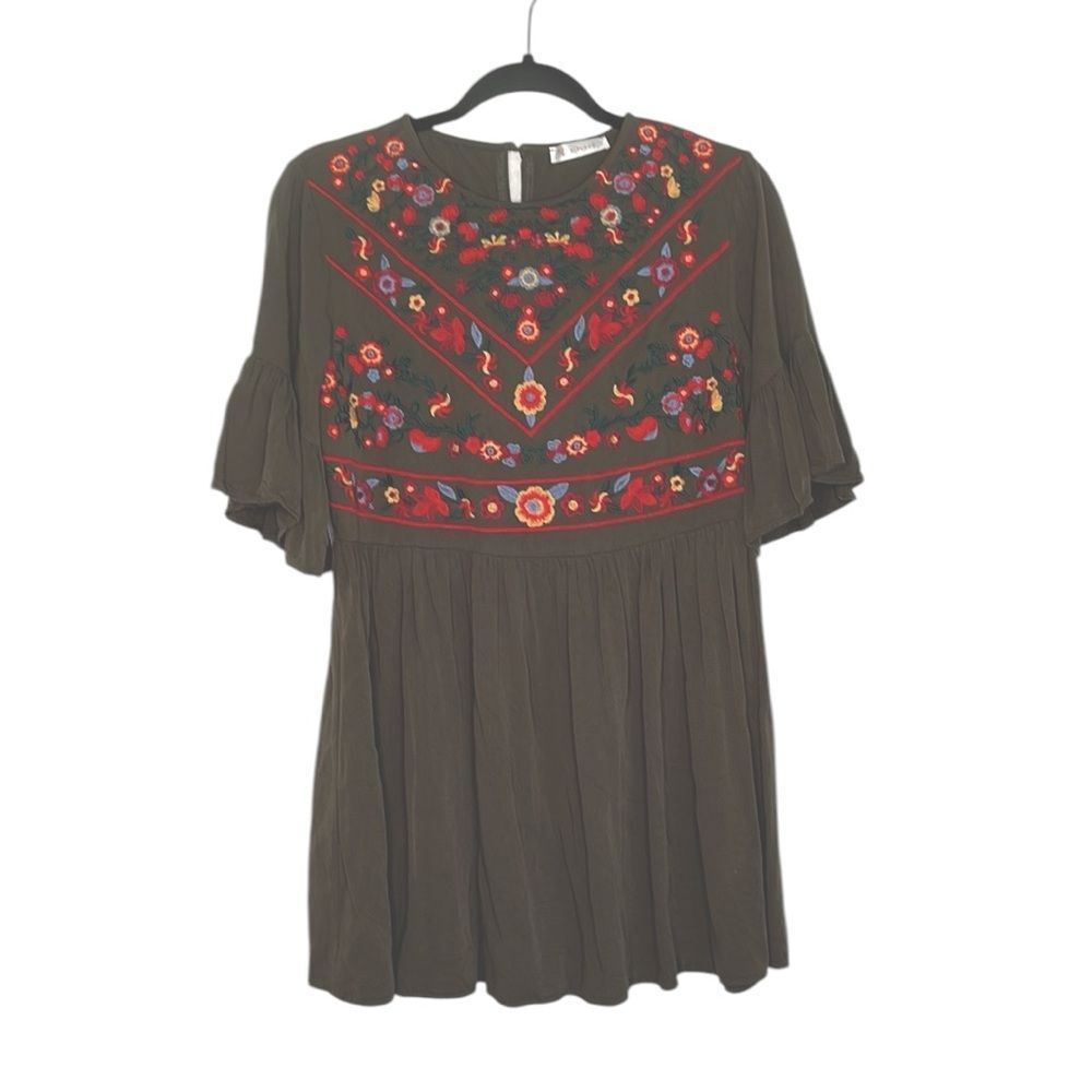 Kirundo Boho Green Embellished Mini Dress with Flutter Sleeves Soft Viscose - Picture 3 of 9